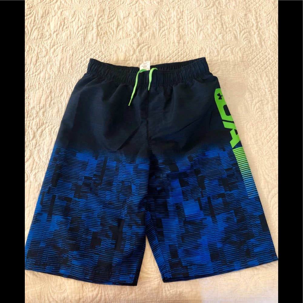 NWT, Boys large Under Armour swimming trunks.